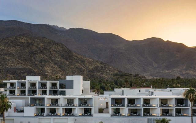 Thompson Palm Springs, by Hyatt