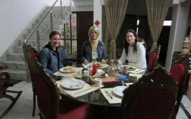 N.Homestay
