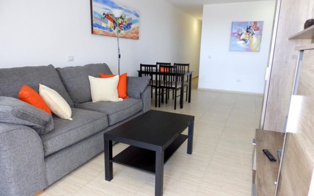 Apartment 2 Bedrooms With Wifi And Sea Views 108678