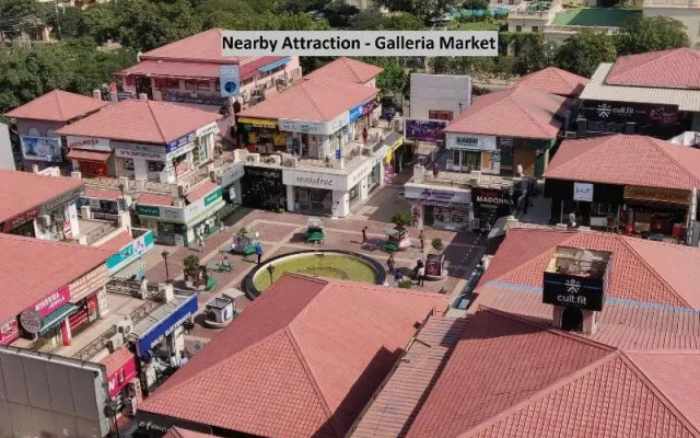 OYO Townhouse 101 Golf Course Road