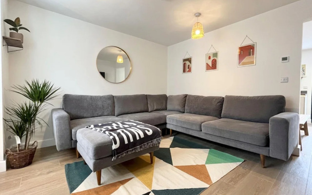 Stunning 3 bed 2 5 Bath Penzance Seaside Balcony