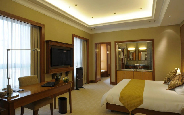 The Emperor(Happy Valley)Hotel