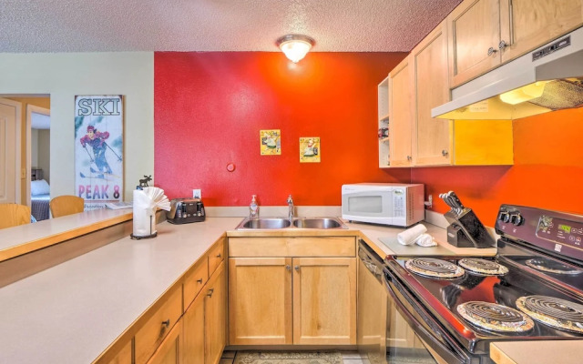 Main St Condo in Tannhauser With Balcony!