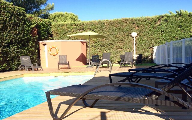Kyriad Martigues Sud