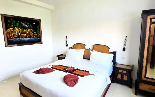 TUCHELAND Luxury Pool Villa Pattaya Walking Street