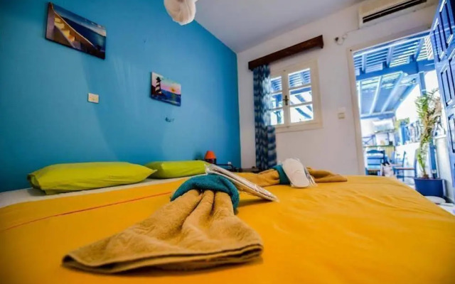Lunar Santorini Hotel