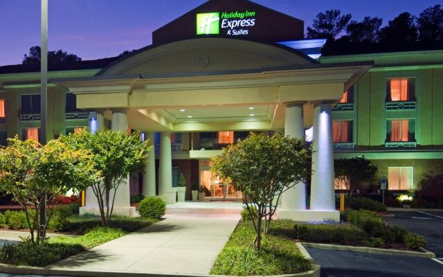 Holiday Inn Express Hotel & Suites Emporia, an IHG Hotel