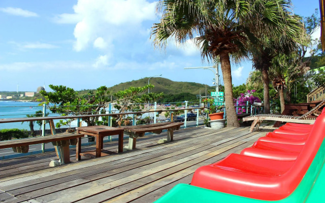 Haku Beach Days Inn