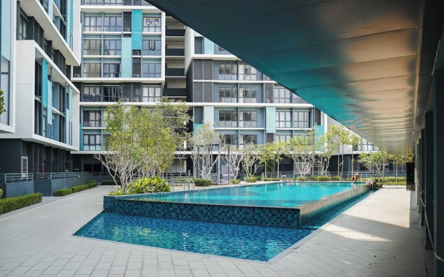 Klia Airport Homestay 3 – Pool – Sepang