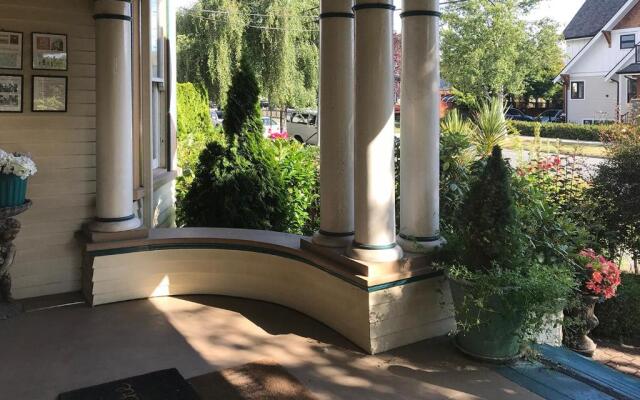 Haterleigh Heritage Inn