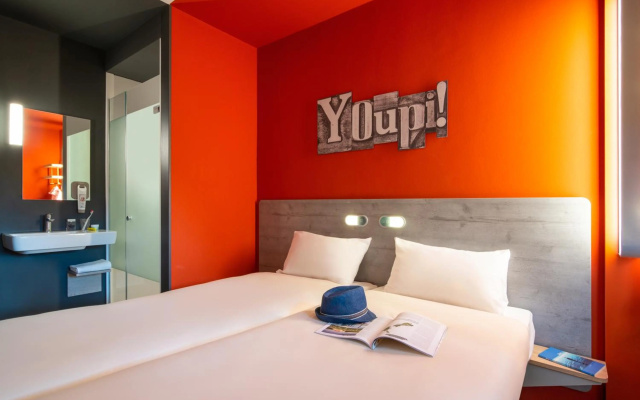 ibis budget Amsterdam Airport - Image 5