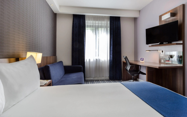 Holiday Inn Express Colchester by IHG