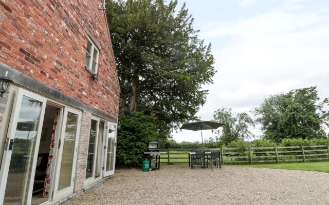 Woodside Barn