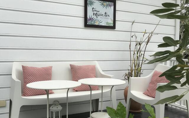 Terrua Main Ten Villa Garden