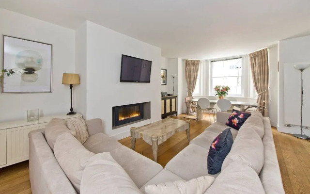 Fantastic 3 Bed Apartment In Earls Court
