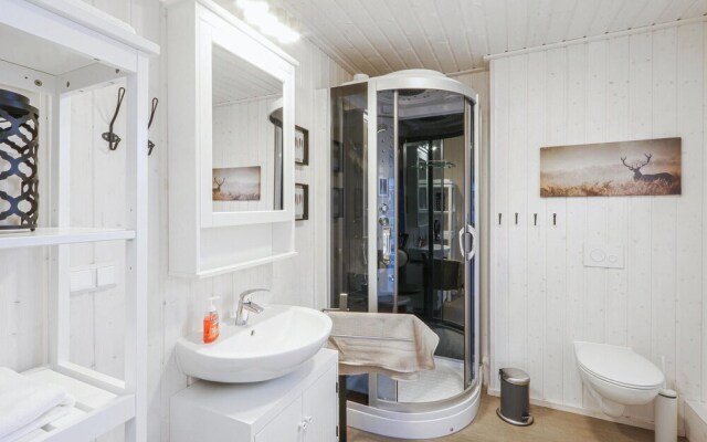 Beautiful Home in Zerpenschleuse With 2 Bedrooms and Wifi