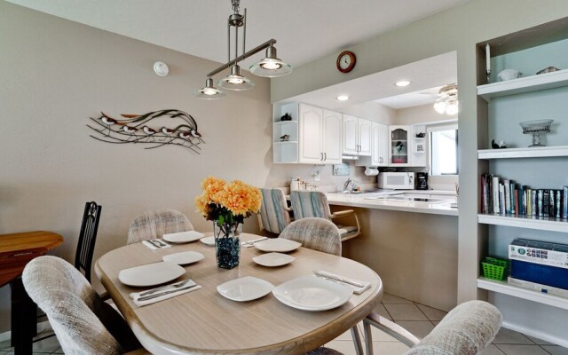 Runaway Bay Resort by BBG