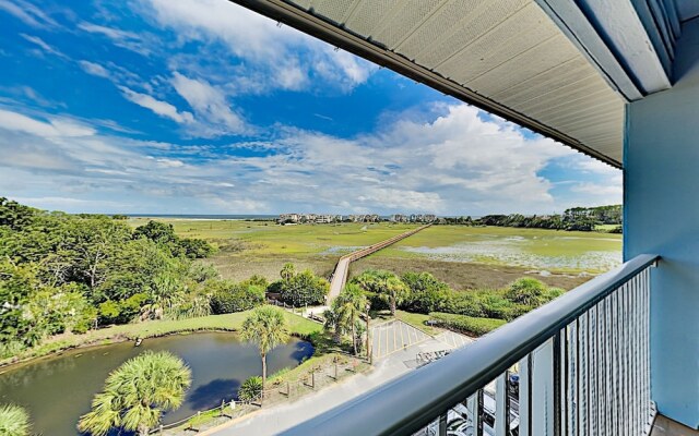 1403hhre 2 Bedroom Condo