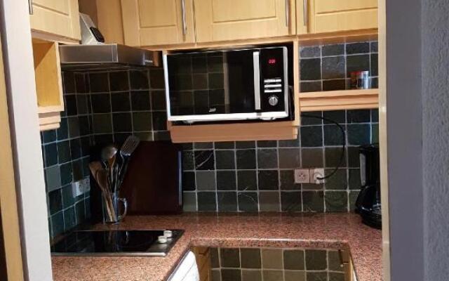 Studio Au Pied Des Pistes Et Funiculaire