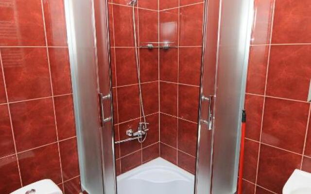 Elegant Modern Apartment