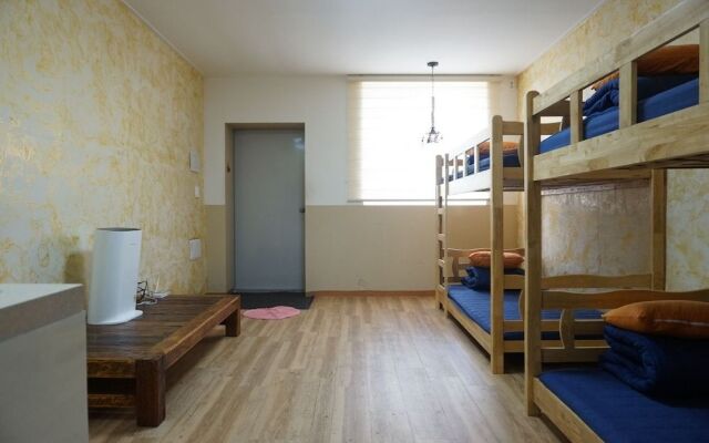 Solo Guesthouse In Pyosun Hostel