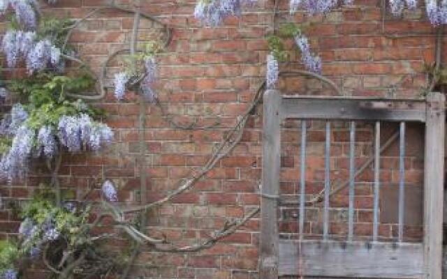 The Jockey Room Hideaway