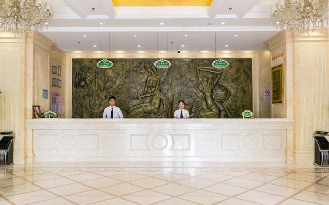 Vienna Hotel Shanghai Happy Valley