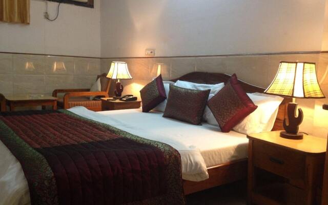 Hotel Ekant