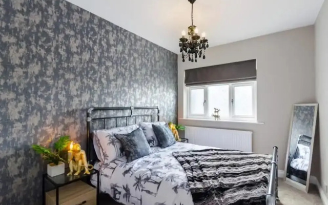 Time is Now! Beautiful Apartment in York