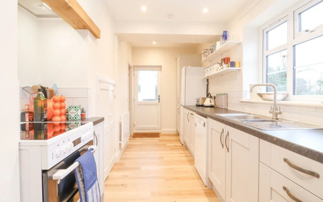 3 Chantry Cottages
