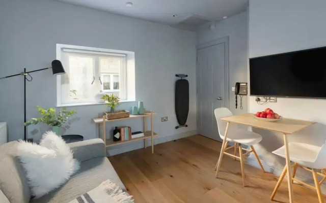 St Catherine s Hospital - Superior Apartment