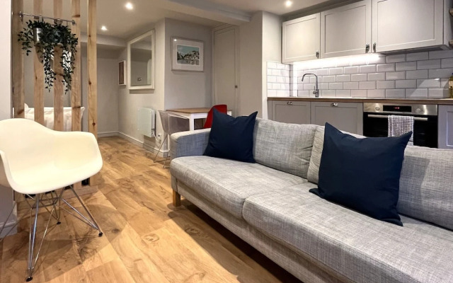 Stylish Studio Apartment in Clifton Village