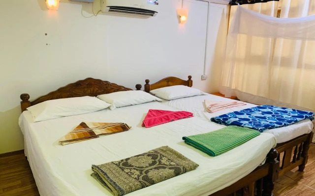 Lactos Cressida Resort