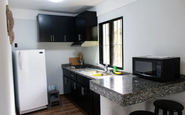 Carambola Surf House