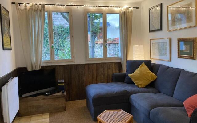 Dieppe centre charming spacious home for 2-8 guests