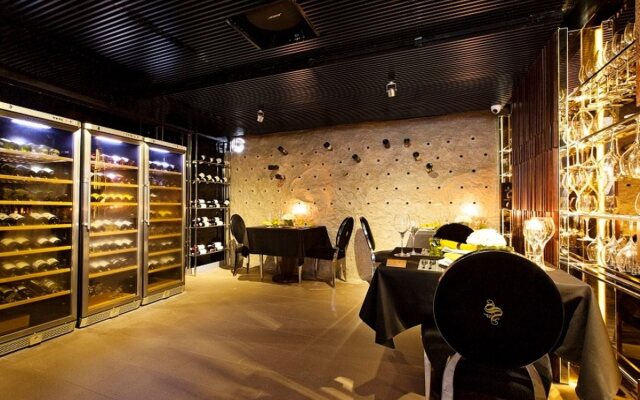 Signature Boutique Hotel
