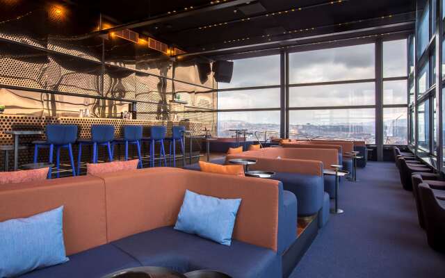 Radisson Blu Scandinavia Hotel, Oslo