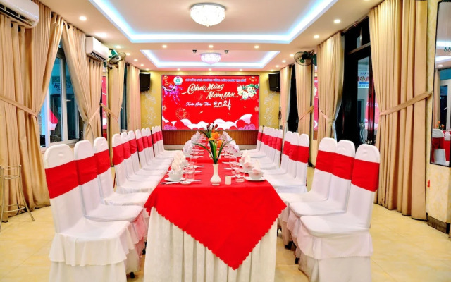 Song Huong Hue Hotel