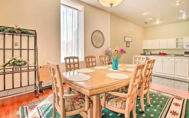 Spacious Springfield Apt < 4 Mi to Downtown!