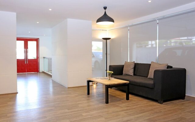 OYO Townhouse 015 Lajpat Nagar