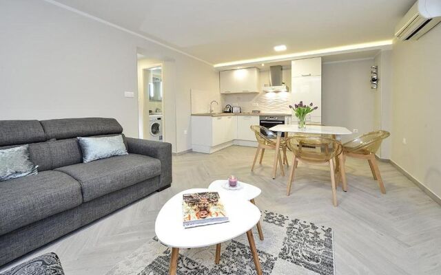 Apartment Karla Jedan