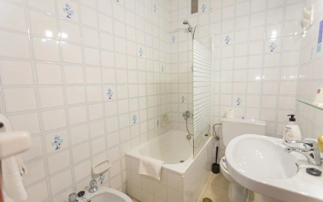 Hotel Tres Jotas