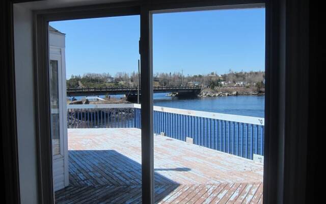 Salmon River Country Inn