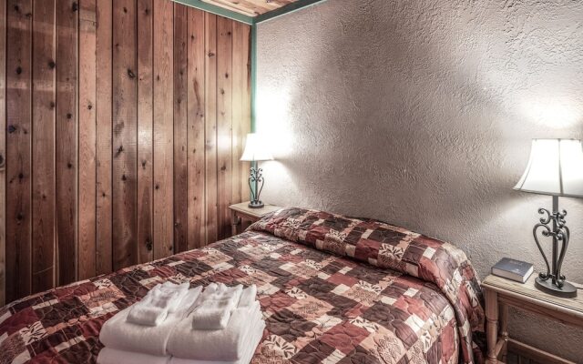 Country Cabin by Vtrips