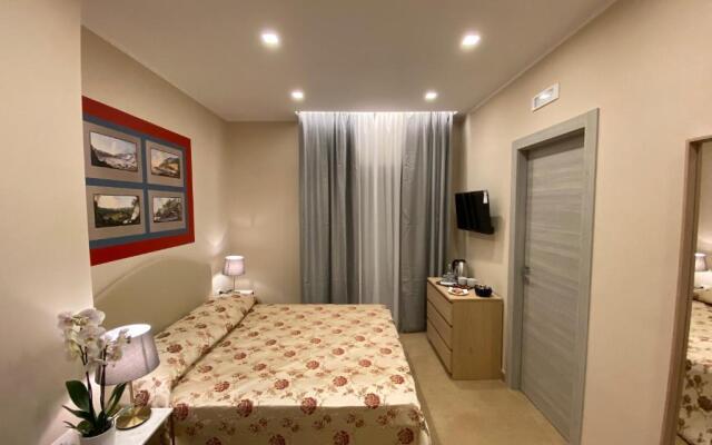 Mdc Luxury Rooms Naples
