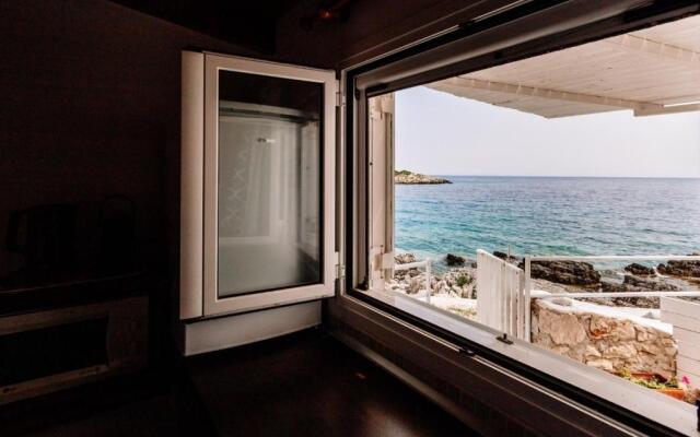 Floreica Studio By The Sea