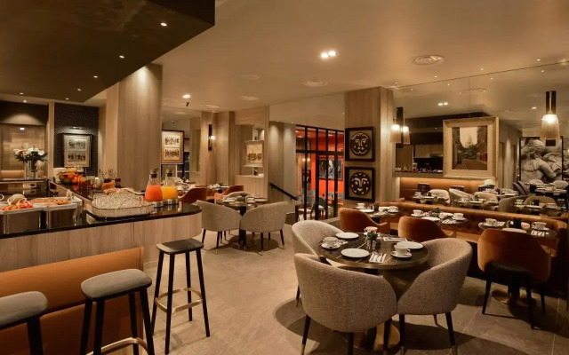 Hôtel La Lanterne & Spa By Timhotel