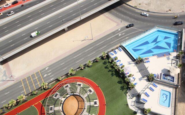 Stunning 2 Bedroom in ELite Residences 1