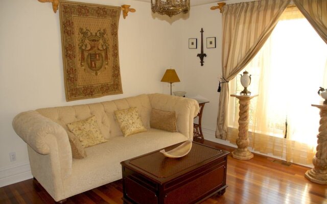 Pine Breeze Bed and Breakfast