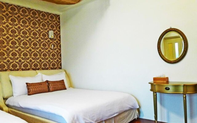 Amicasa Guesthouse